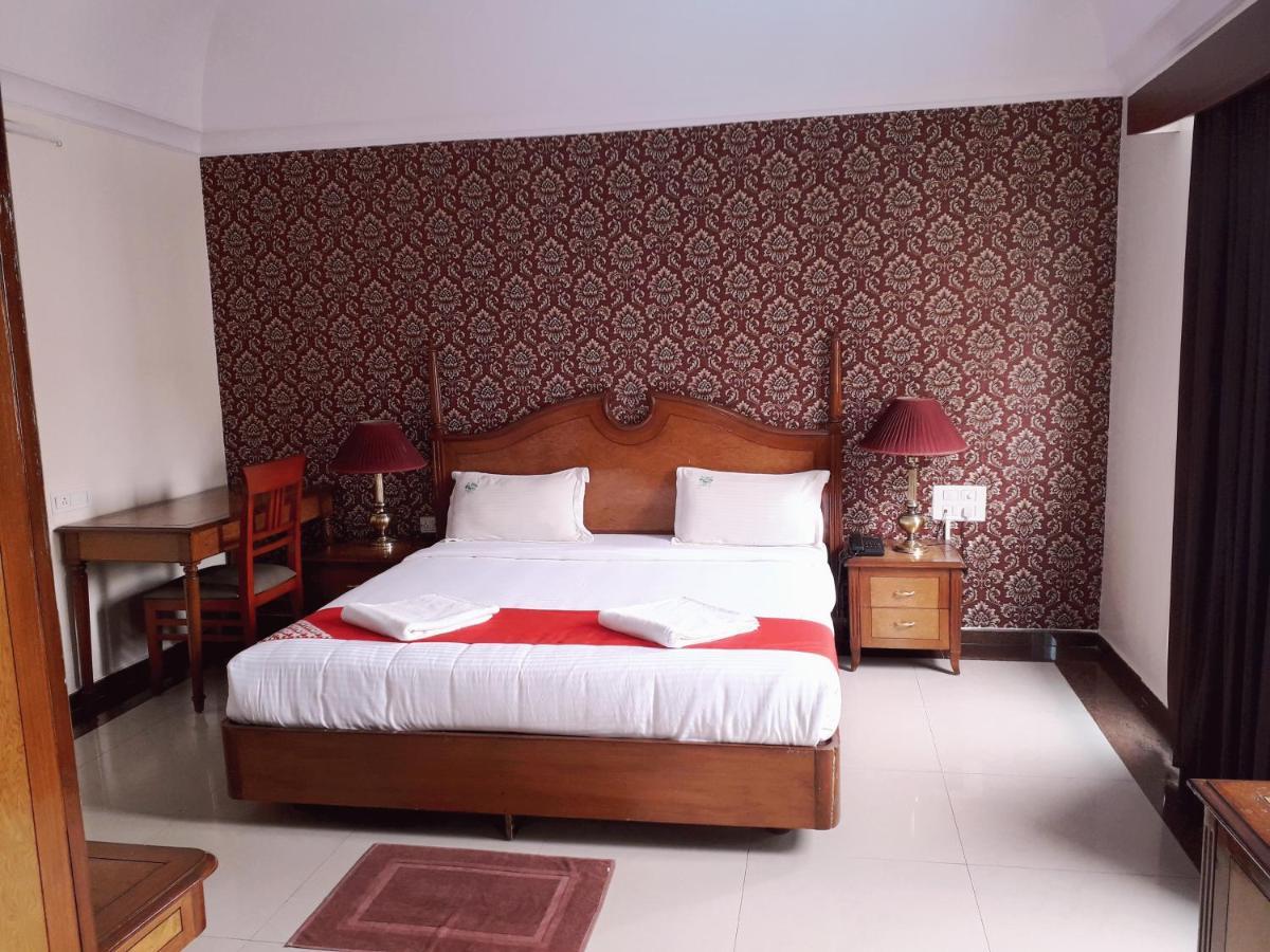 OYO 592 Hotel Chetan International Bangalore Esterno foto